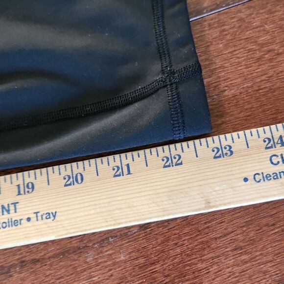 Lululemon Time To Sweat Crop *23", Black, Size 6, W6AQZS - Picture 9 of 9